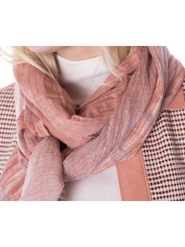 Marc Cain Schal aus gecrashtem Materialmix