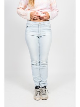 Marc Cain - Sehr bequeme helle Jeans mit Kugelknopf im Five-Pocket-Format