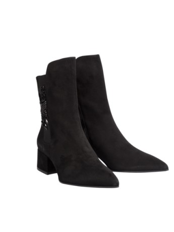 Dorothee Schumacher - Embroidery Deluxe Chunky Heel Chelesa Boot