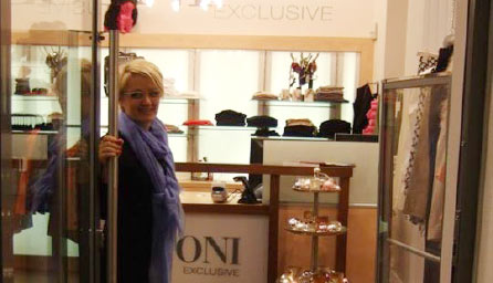 Beratung und Service im Ladengesch&auml;ft